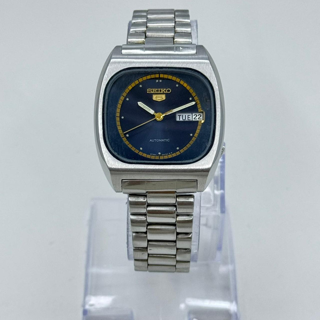 Seiko 5 - Automatic Men's Wristwatch Classic Blue Dial Vintage Japan made
