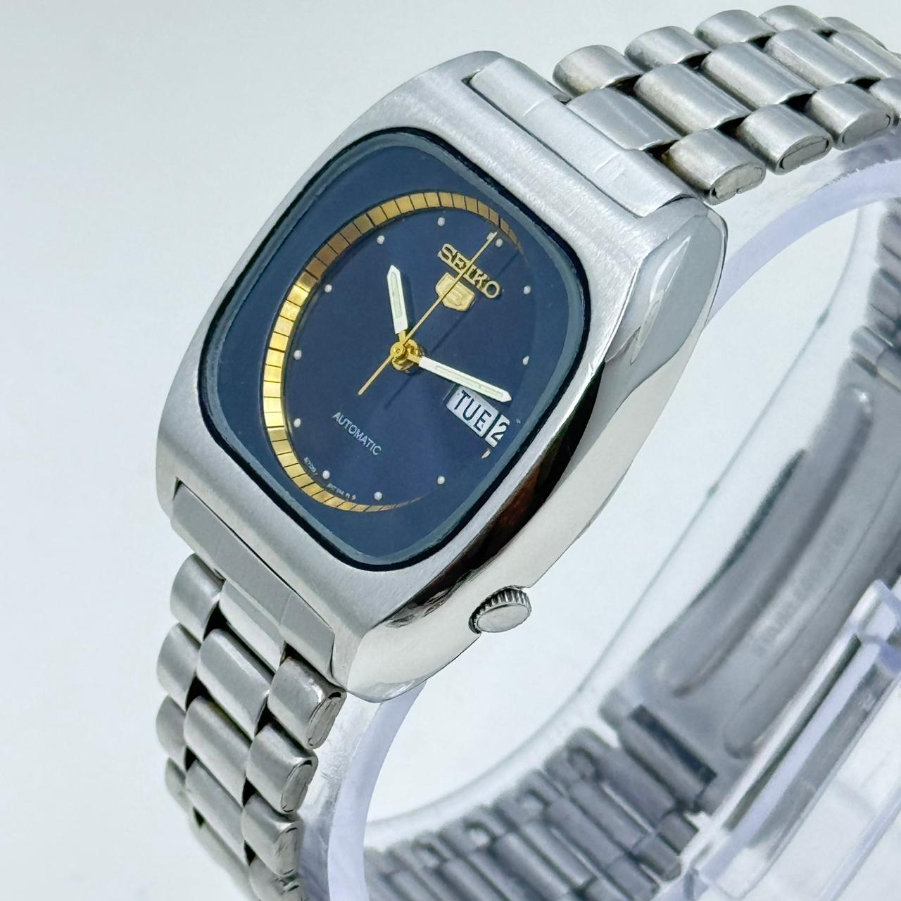 Seiko 5 - Automatic Men's Wristwatch Classic Blue Dial Vintage Japan made