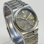 Vintage Seiko 5 - Automatic Watch Day/Date Stainless Steel Japan Made