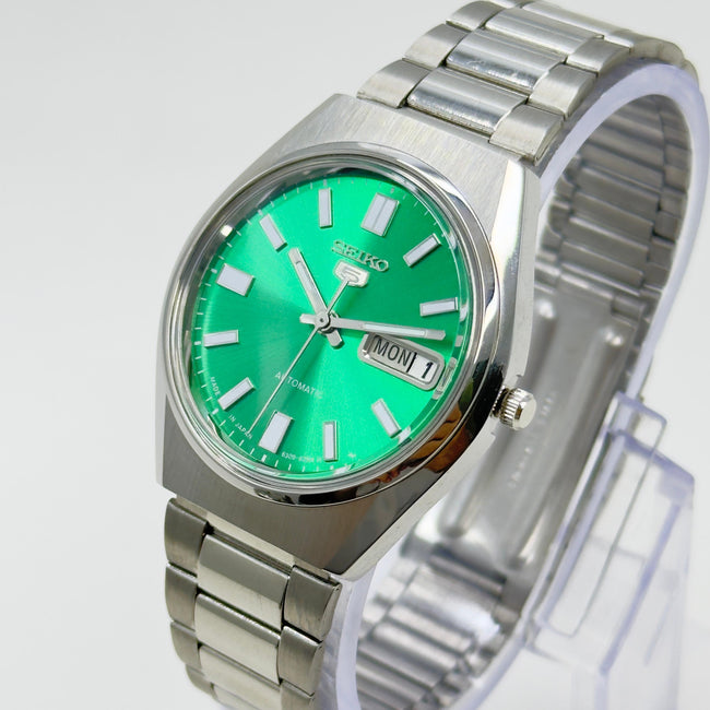 Seiko 5 Automatic – Green Dial Vintage Style Day-Date Men’s Watch Hover Image