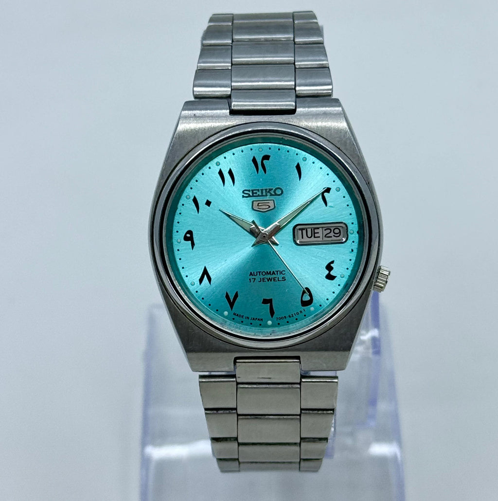 Vintage Seiko 5 - Automatic Arabic Dial - Day/Date Japanese