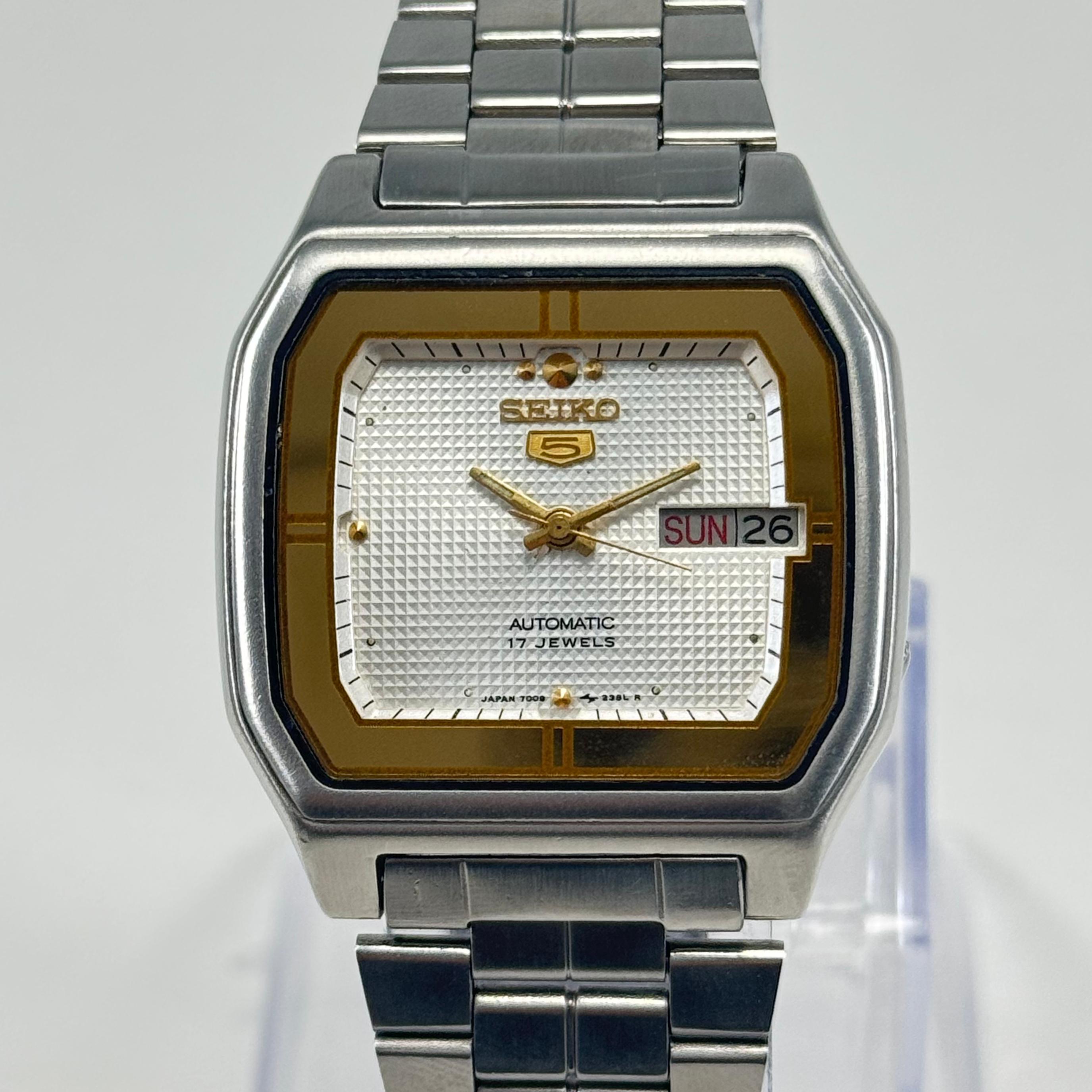 Vintage Seiko 5 Automatic Men's Watch 17 Jewels Cal. 7009 Japan