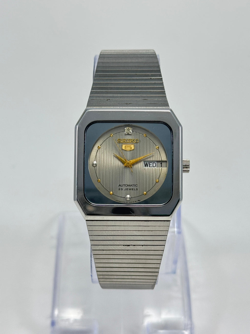 Vintage Seiko 5 - Automatic Women's Watch Square Case Grey Dial Japan