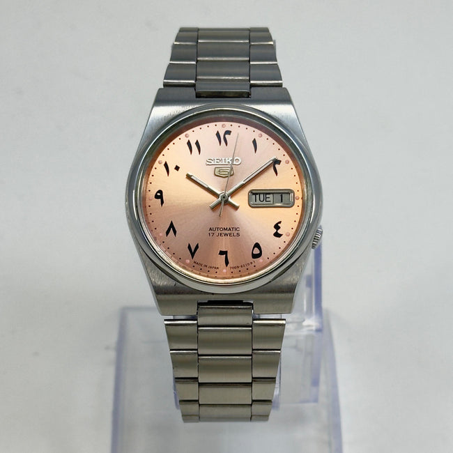 Vintage Seiko 5 - Automatic Salmon Arabic Dial - Day/Date Japanese Main Image