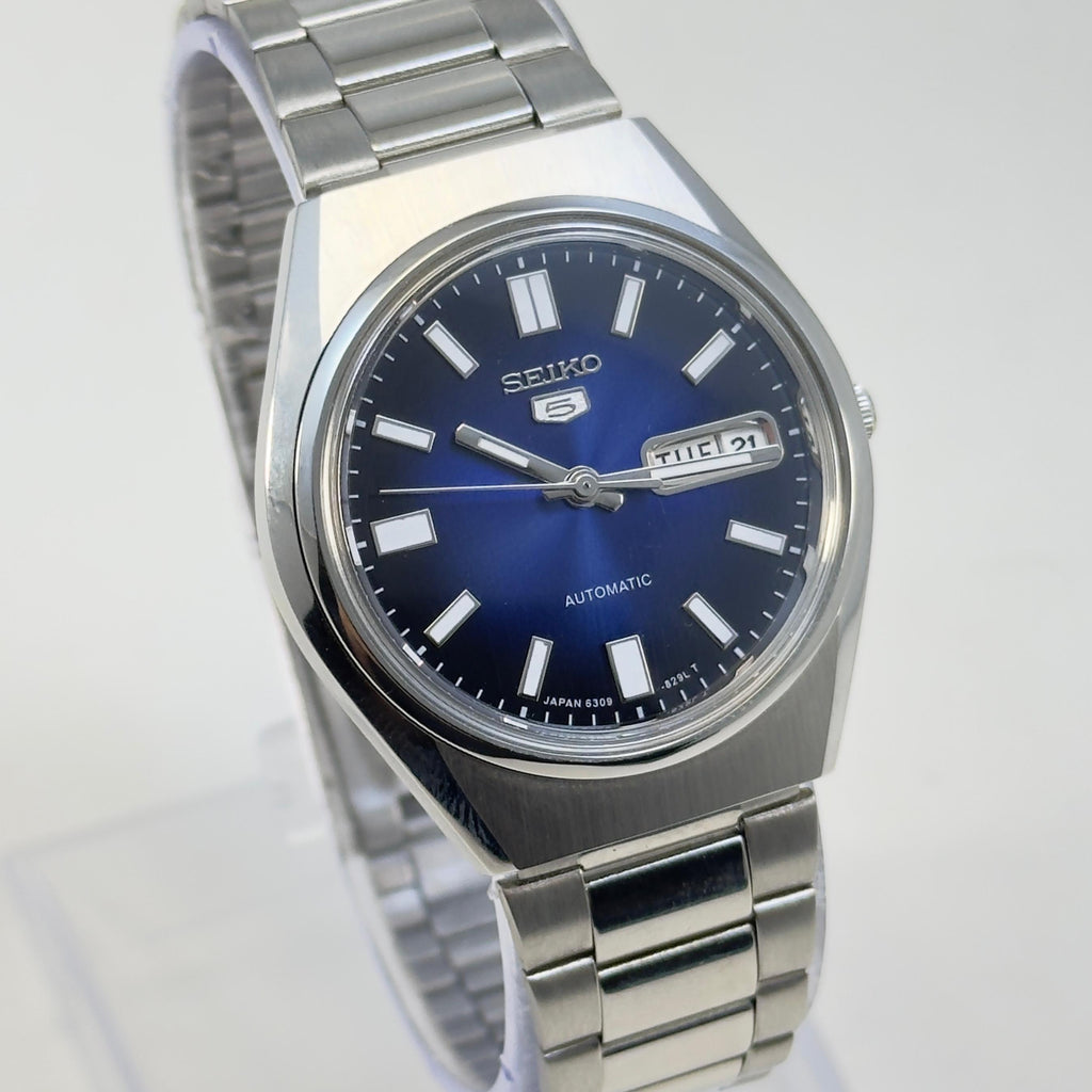 Seiko 5 Automatic – Blue Dial Vintage Style Day-Date Men’s Watch