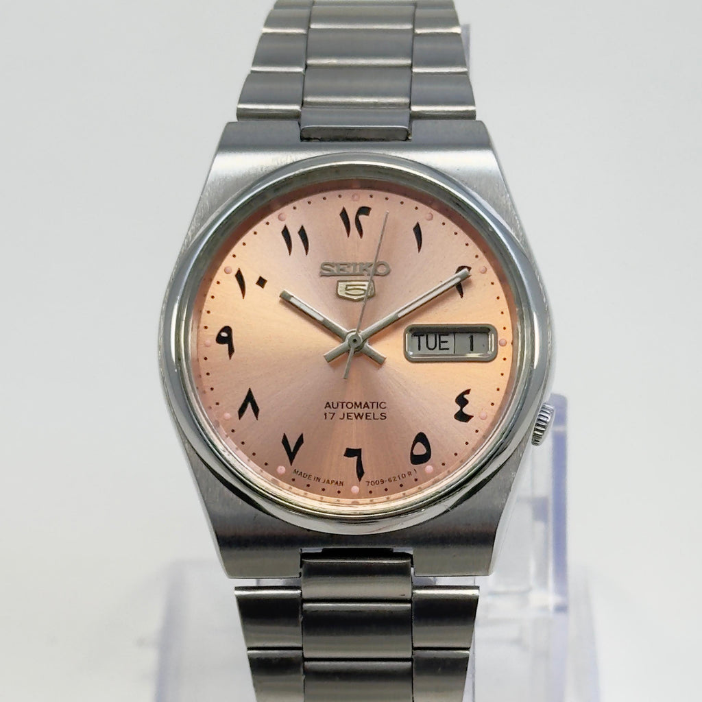 Vintage Seiko 5 - Automatic Salmon Arabic Dial - Day/Date Japanese