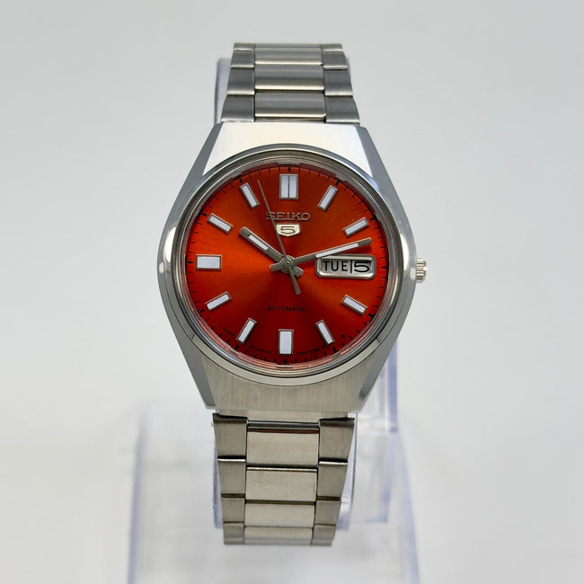 Seiko 5 Automatic – Orange Sunburst Dial Vintage Style Day-Date Men’s Watch Main Image