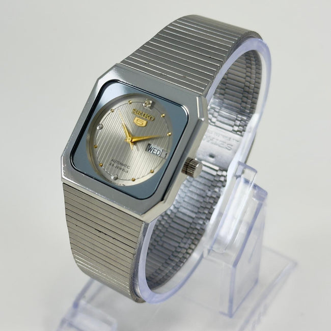 Vintage Seiko 5 - Automatic Women's Watch Square Case Grey Dial Japan Hover Image
