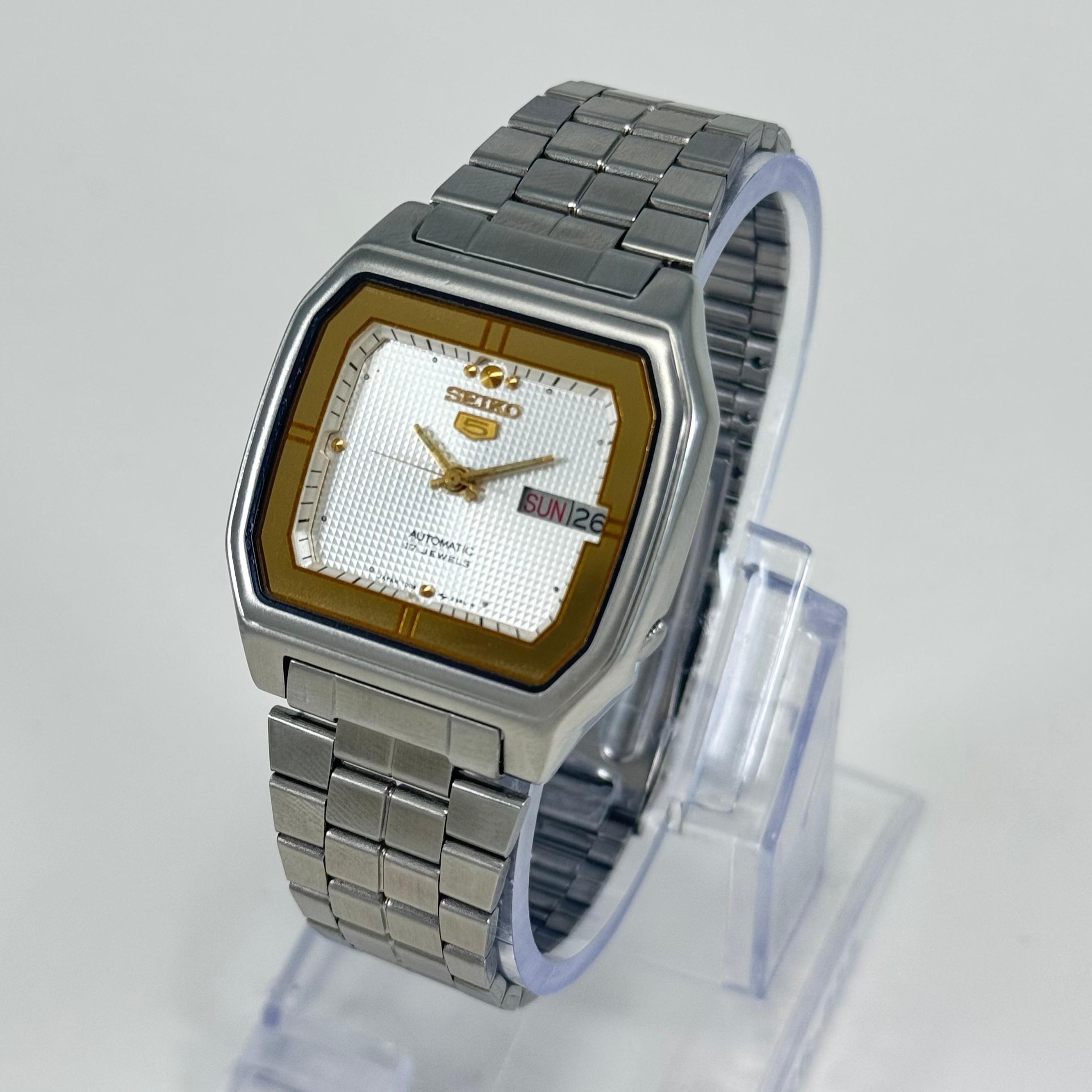 Vintage Seiko 5 Automatic Men's Watch 17 Jewels Cal. 7009 Japan