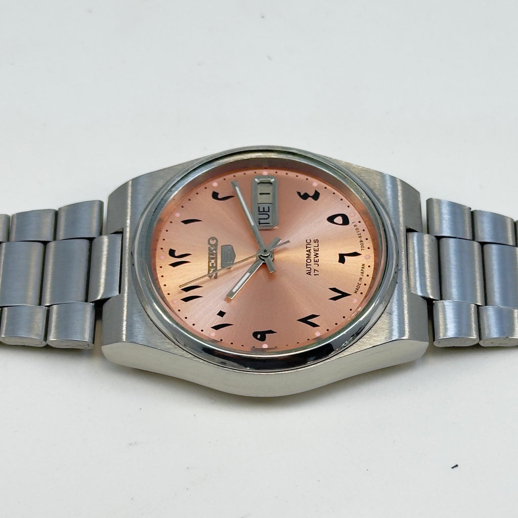 Vintage Seiko 5 - Automatic Salmon Arabic Dial - Day/Date Japanese