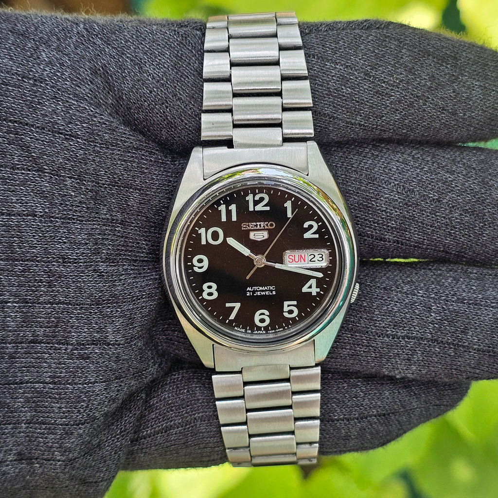 Vintage Watch Seiko 5 Automatic Black Dial — 21 Jewels Japan