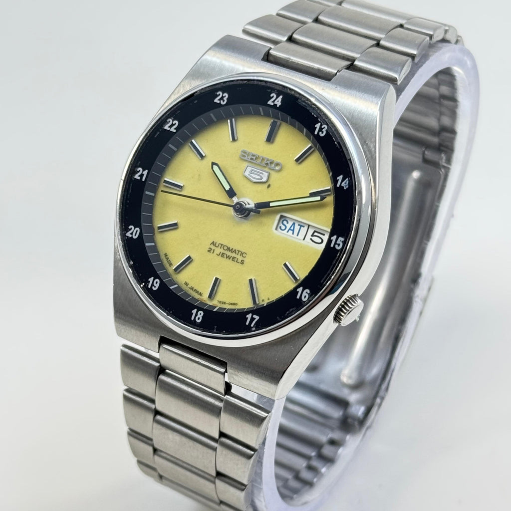 Seiko 5 - Automatic Men's Watch Lime Green Dial 36mm Japan Made.