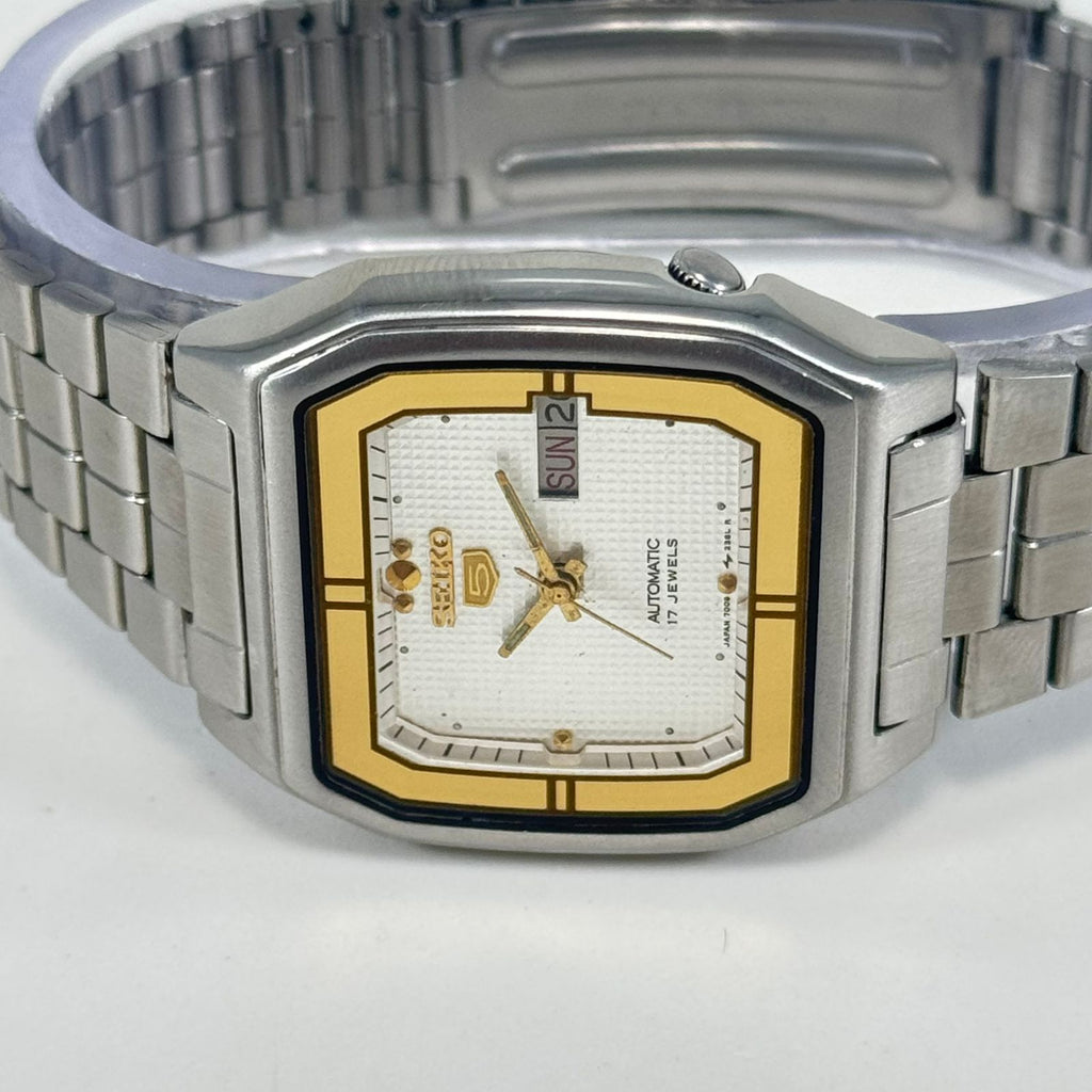 Vintage Seiko 5 Automatic Men's Watch 17 Jewels Cal. 7009 Japan