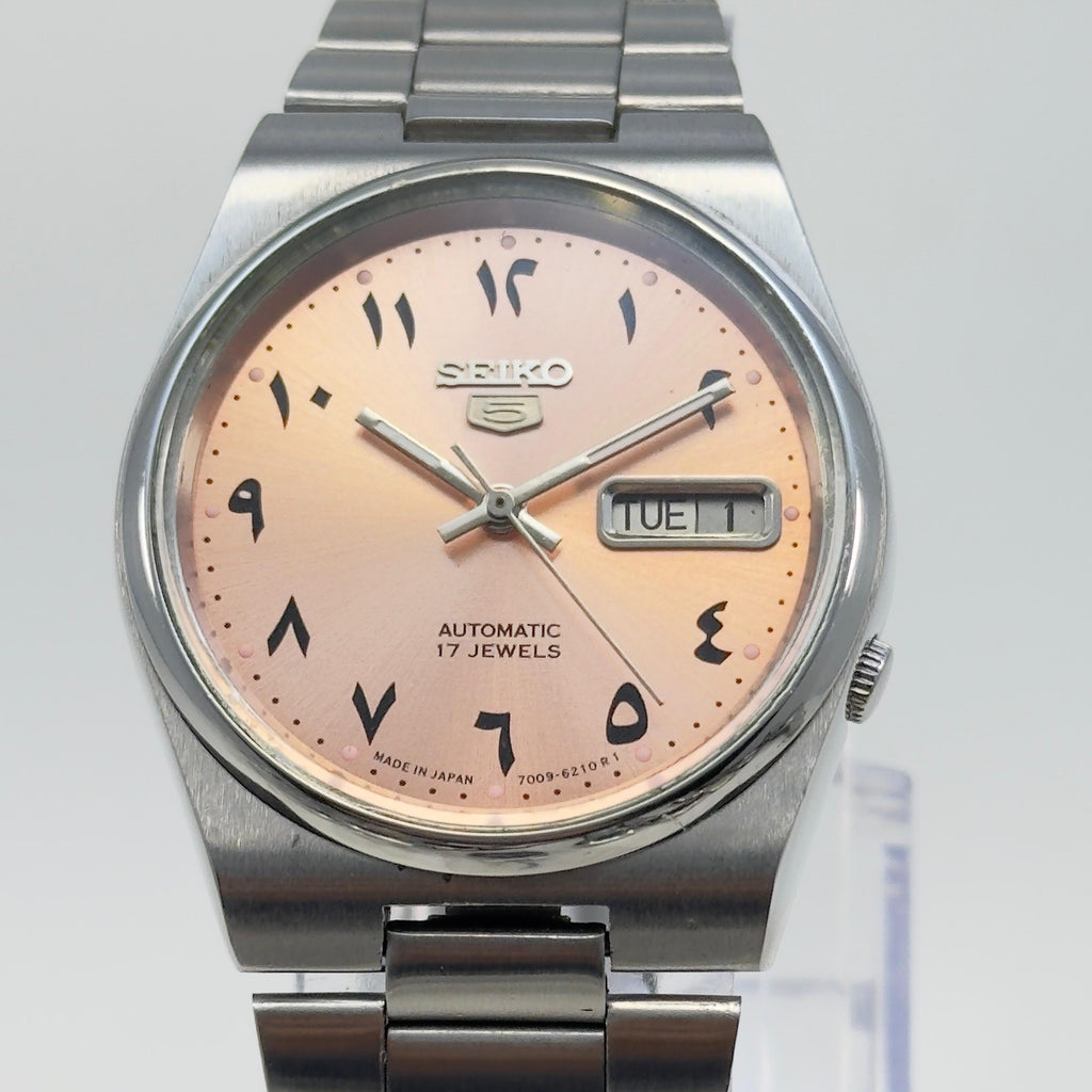 Vintage Seiko 5 - Automatic Salmon Arabic Dial - Day/Date Japanese