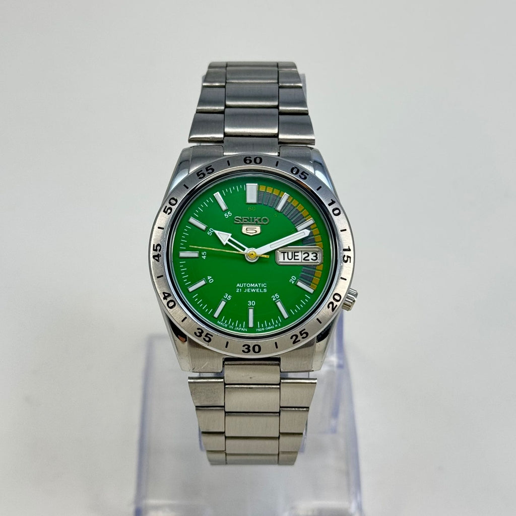 Seiko 5 -  Automatic Watch 21 Jewels  Green Dial Vintage Style Mod
