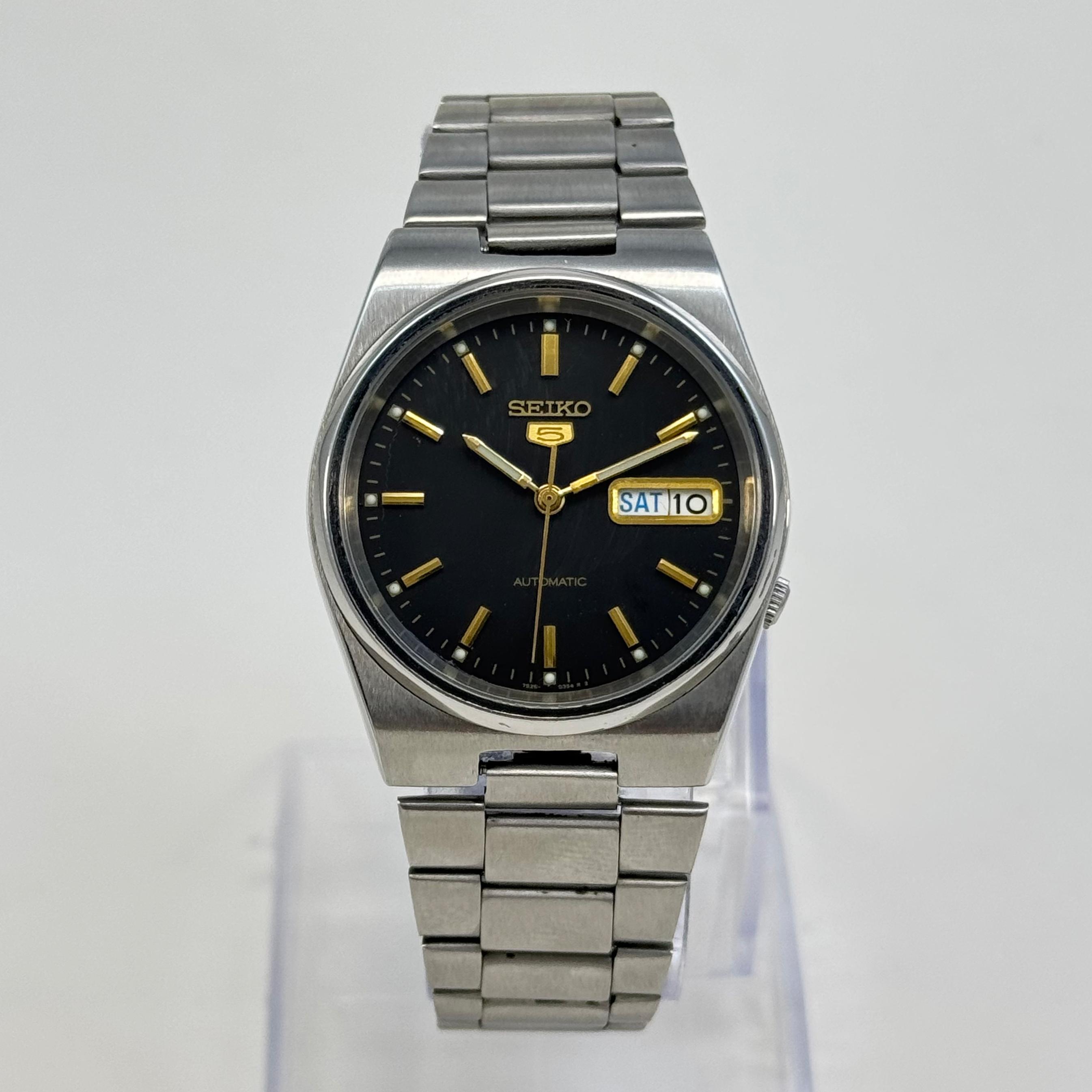 Seiko 5 Automatic Men's Watch Black Dial Vintage Style 36mm Day-Date Japan