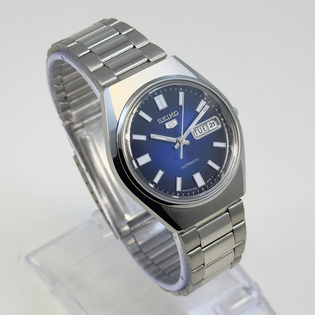 Seiko 5 Automatic – Blue Dial Vintage Style Day-Date Men’s Watch