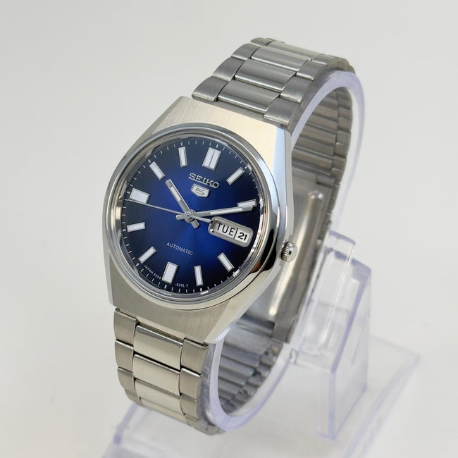 Seiko 5 Automatic – Blue Dial Vintage Style Day-Date Men’s Watch Hover Image