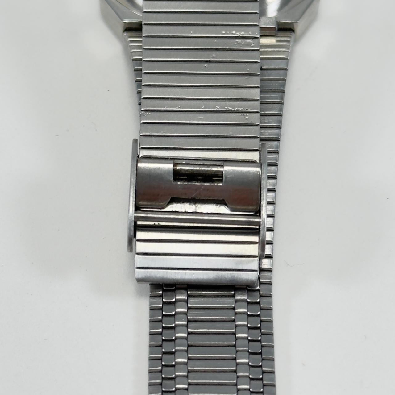 Vintage Seiko 5 - Automatic Women's Watch Square Case Grey Dial Japan