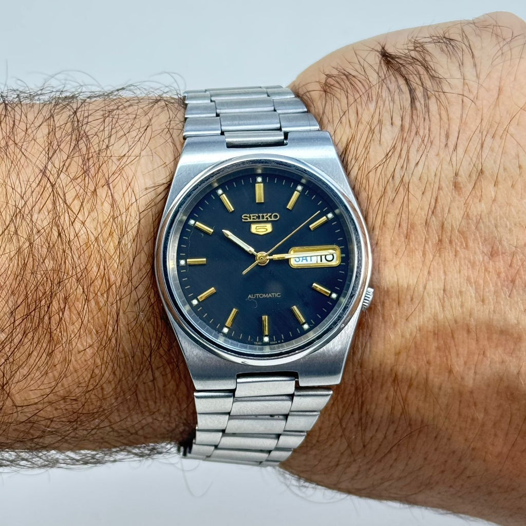 Seiko 5 Automatic Men's Watch Black Dial Vintage Style 36mm Day-Date Japan